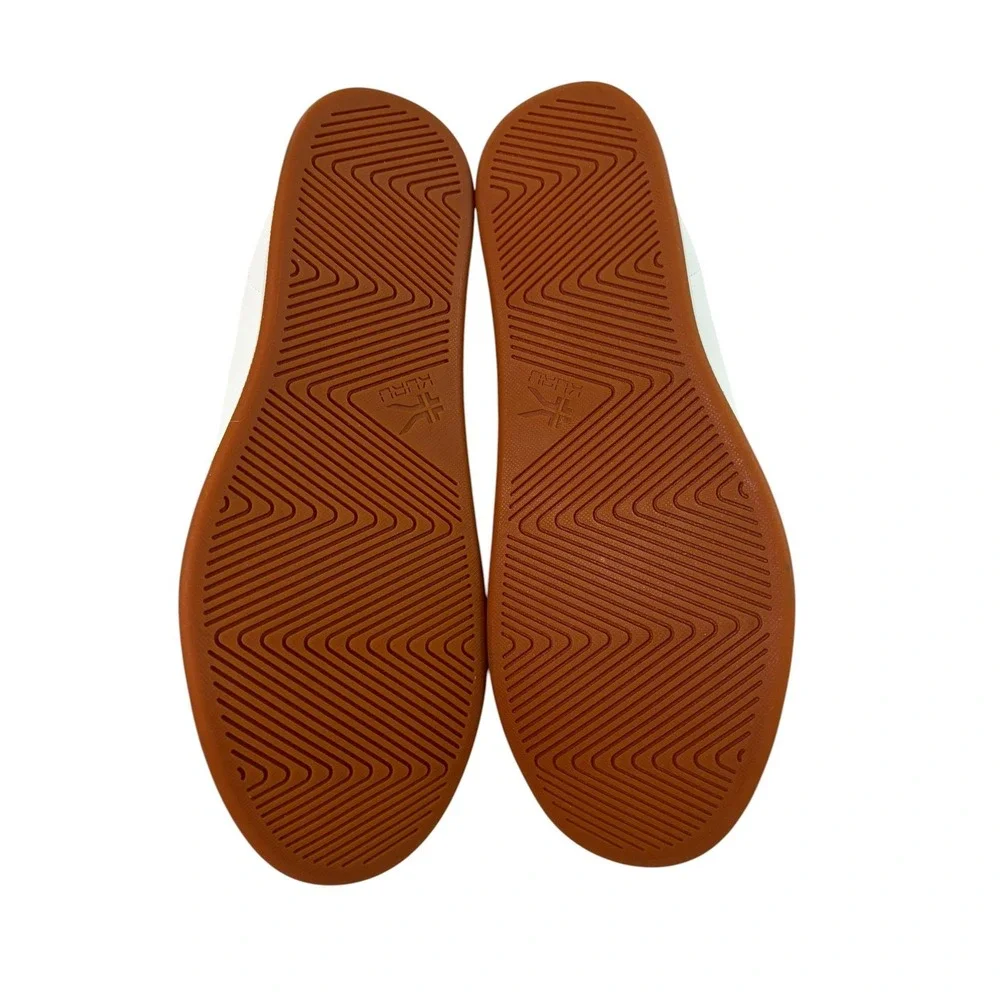 KURU brand new